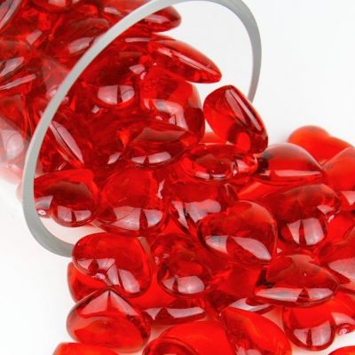 Acrylic Heart-Shaped Ruby Red Gemstone Vase Fillers