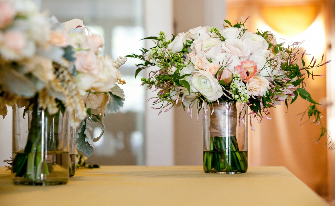 A Brilliant Centerpiece: Cylinder Vase